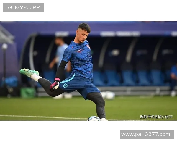 热刺年轻前锋斯卡列特今日参加英格兰队训练展现潜力